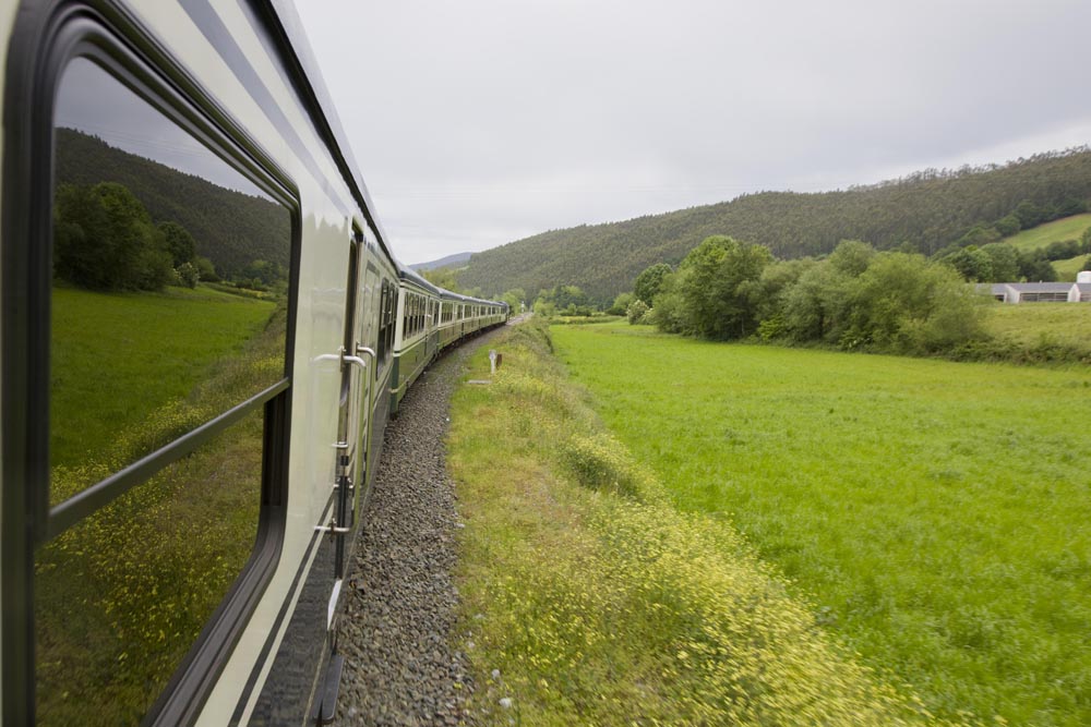 ©renfe spain-luxury-travel-dmc-tours-train-transcantabrico-4